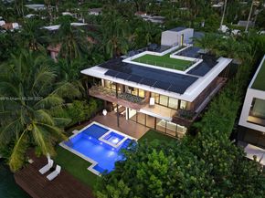 508 W Dilido Dr, Miami Beach FL 33139