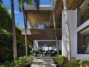 508 W Dilido Dr, Miami Beach FL 33139