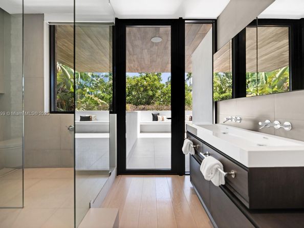 508 W Dilido Dr, Miami Beach FL 33139