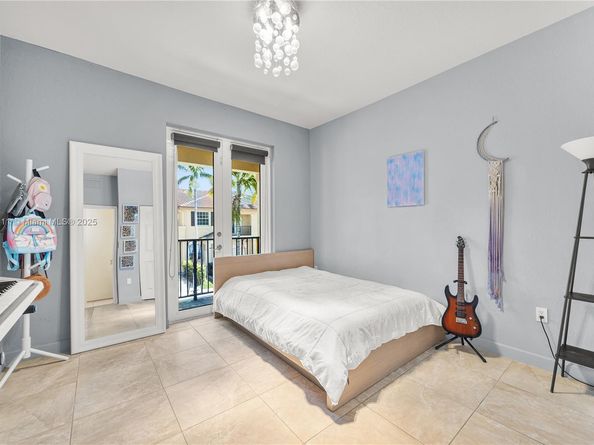 12935 SW 135th Ter, Miami FL 33186