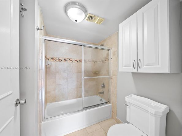 540 Brickell Key Dr 815, Miami FL 33131