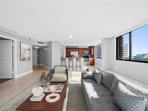 540 Brickell Key Dr 815, Miami FL 33131