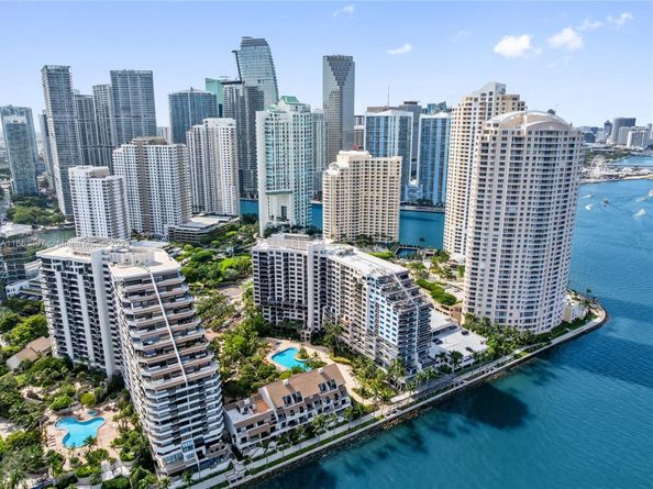 540 Brickell Key Dr 815, Miami FL 33131