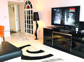 1301 NE Miami Gardens Dr 502W, Miami FL 33179