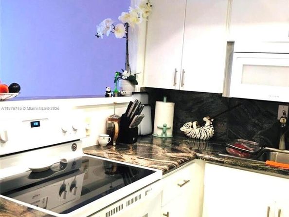 1301 NE Miami Gardens Dr 502W, Miami FL 33179