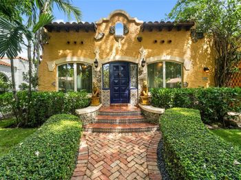 407 Navarre Ave