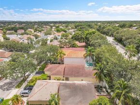 704 Stanton Dr, Weston FL 33326