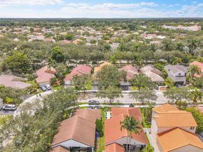 704 Stanton Dr, Weston FL 33326