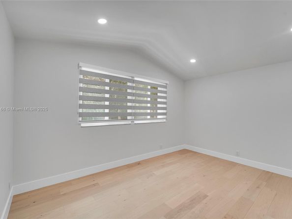 704 Stanton Dr, Weston FL 33326