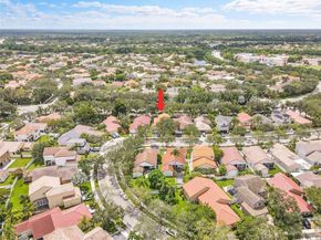 704 Stanton Dr, Weston FL 33326