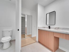 704 Stanton Dr, Weston FL 33326