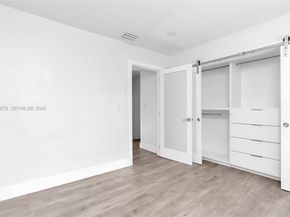 1901 NW S River Dr 28C, Miami FL 33125