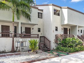 1901 NW S River Dr 28C, Miami FL 33125