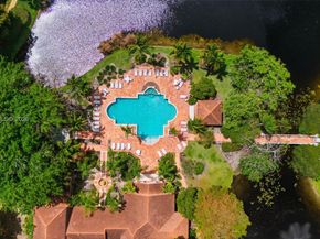 12124 Saint Andrews Pl 201, Miramar FL 33025