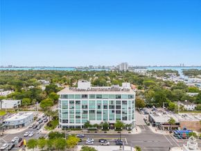 8101 Biscayne Blvd R414, Miami FL 33138