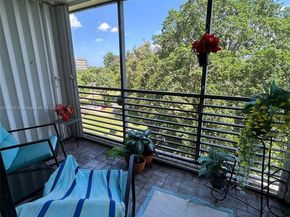 1100 Saint Charles Pl 504, Pembroke Pines FL 33026