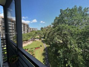 1100 Saint Charles Pl 504, Pembroke Pines FL 33026