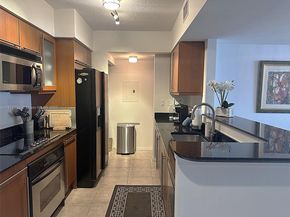 2080 S Ocean Drive LPH06, Hallandale Beach FL 33009