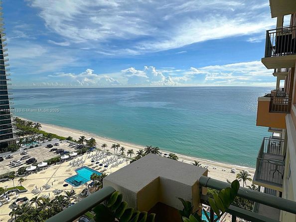 2080 S Ocean Drive LPH06, Hallandale Beach FL 33009