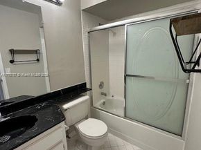 6548 NW 170 Terrace 6548, Hialeah FL 33015