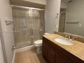 6548 NW 170 Terrace 6548, Hialeah FL 33015