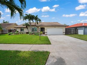 15806 SW 144th Pl, Miami FL 33177