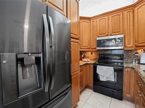 15806 SW 144th Pl, Miami FL 33177
