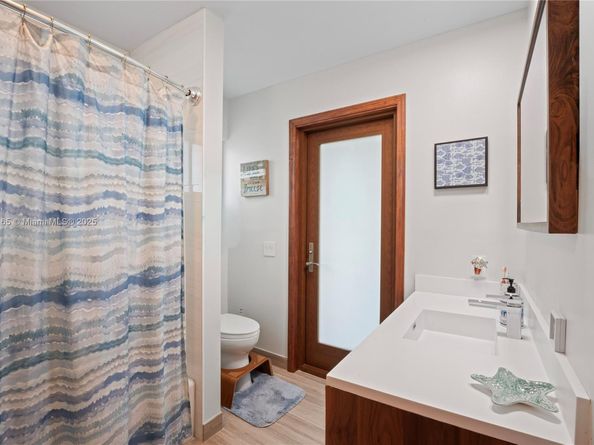 15806 SW 144th Pl, Miami FL 33177