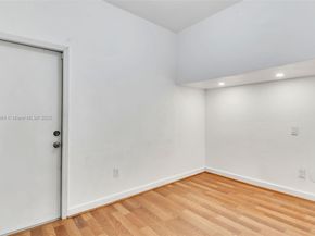 11321 NW 84th St, Doral FL 33178