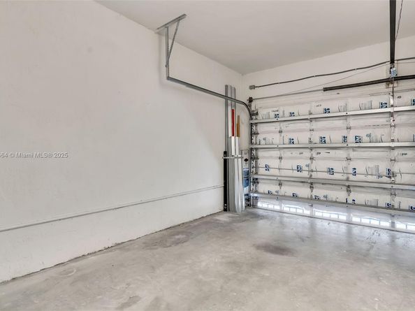 11321 NW 84th St, Doral FL 33178