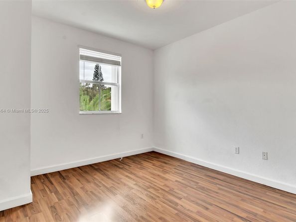 11321 NW 84th St, Doral FL 33178