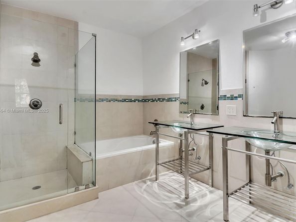 11321 NW 84th St, Doral FL 33178