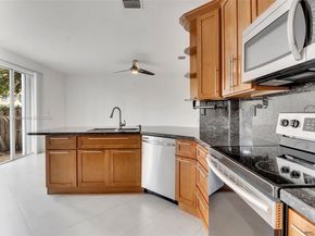 11321 NW 84th St, Doral FL 33178