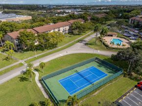 12850 SW 4th Ct 306I, Pembroke Pines FL 33027