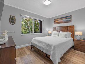 12850 SW 4th Ct 306I, Pembroke Pines FL 33027