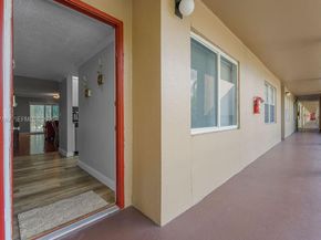 12850 SW 4th Ct 306I, Pembroke Pines FL 33027