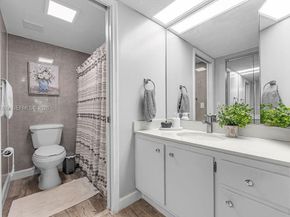 12850 SW 4th Ct 306I, Pembroke Pines FL 33027