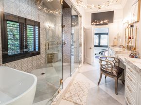 61 NW 128th Ave, Plantation FL 33325