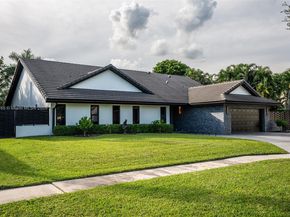 61 NW 128th Ave, Plantation FL 33325