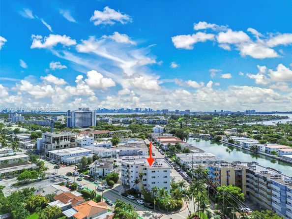 7830 Dickens Ave 202, Miami Beach FL 33141