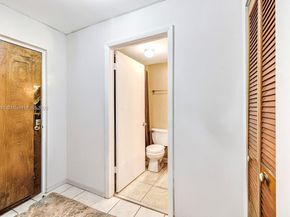 7830 Dickens Ave 202, Miami Beach FL 33141