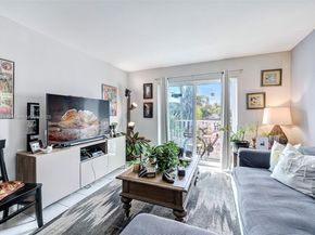 7830 Dickens Ave 202, Miami Beach FL 33141