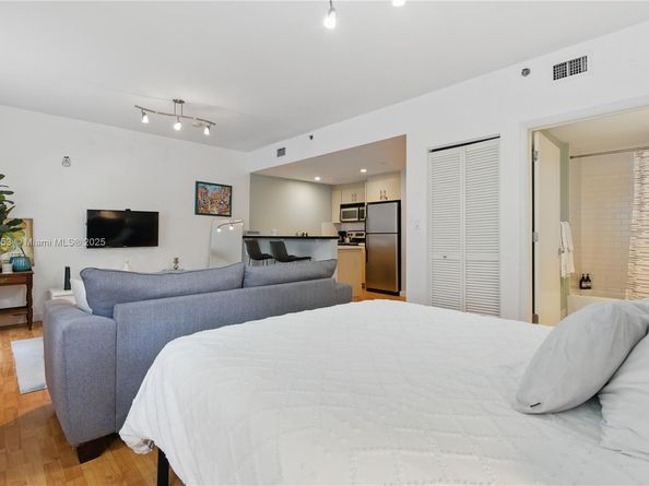 2129 Washington Ave 107, Miami Beach FL 33139