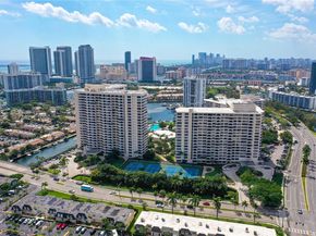 2500 Parkview Dr 2319, Hallandale Beach FL 33009