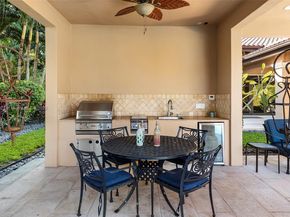 10390 SW 62nd St, Miami FL 33173