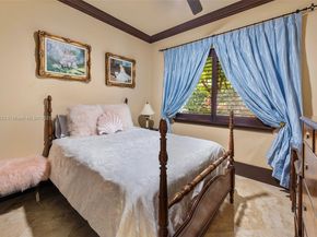10390 SW 62nd St, Miami FL 33173
