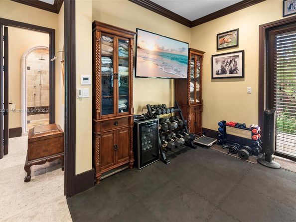 10390 SW 62nd St, Miami FL 33173