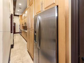 10390 SW 62nd St, Miami FL 33173