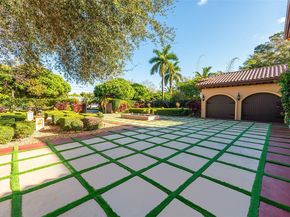 10390 SW 62nd St, Miami FL 33173