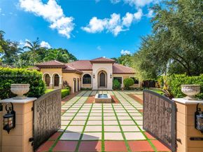 10390 SW 62nd St, Miami FL 33173